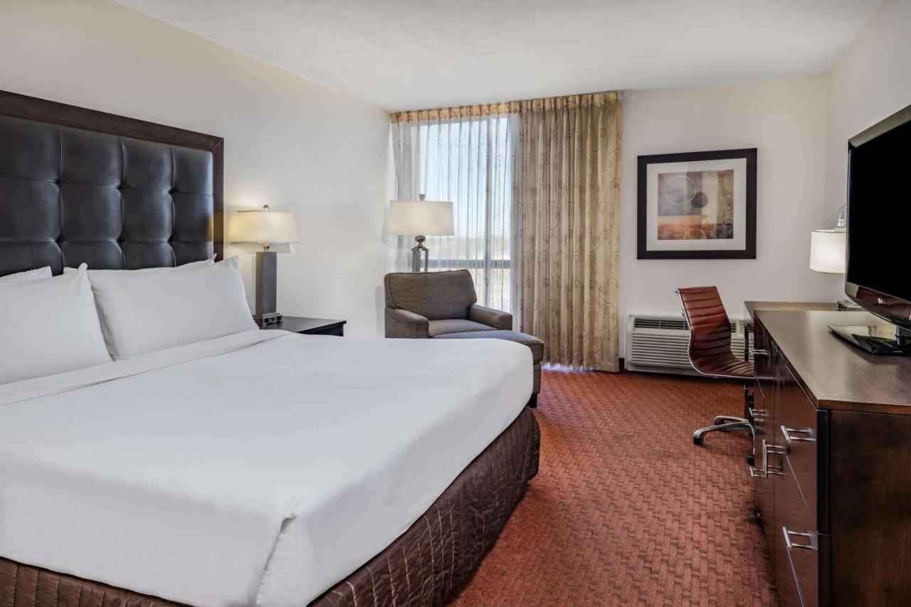 Hotel Wyndham Sacramento Carmichael Exterior foto